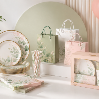 Retail & E-commerce Collections